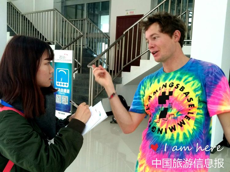 贵州安顺坝陵河大桥跳伞,黄果树坝陵河大桥蹦极跳伞