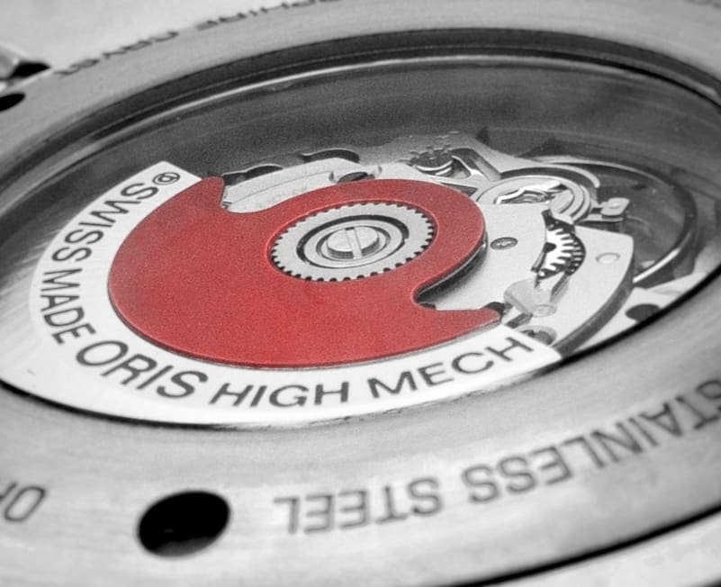 康卡斯和豪利时潜水表哪个好,绿水鬼掰手腕