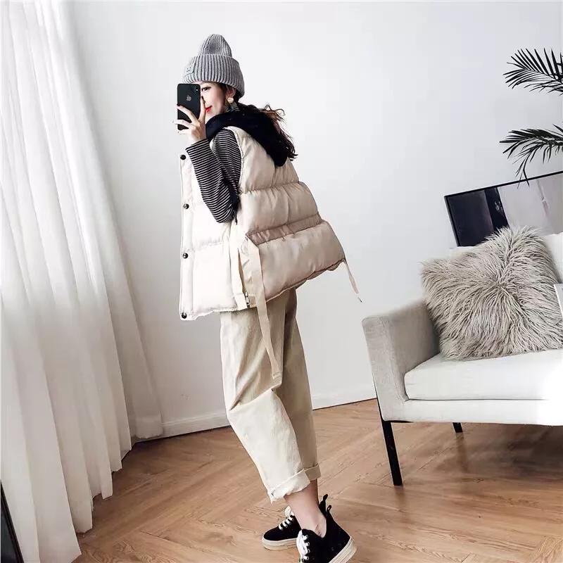 棉马甲搭配丝绒裤,黑色马甲搭配牛仔裤秋冬季