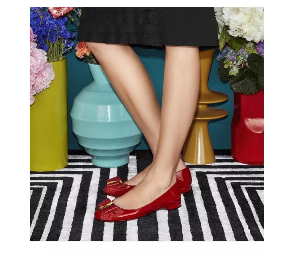 看准脚型再买鞋，才能买的舒心呐！