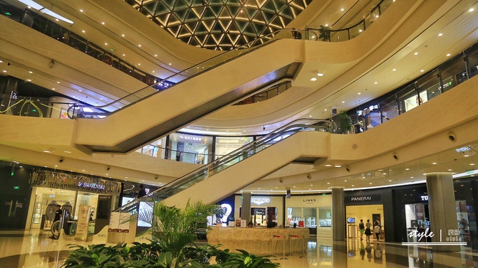 全球最大单体免税店没有lv牌子,全球规模最大的单体免税店