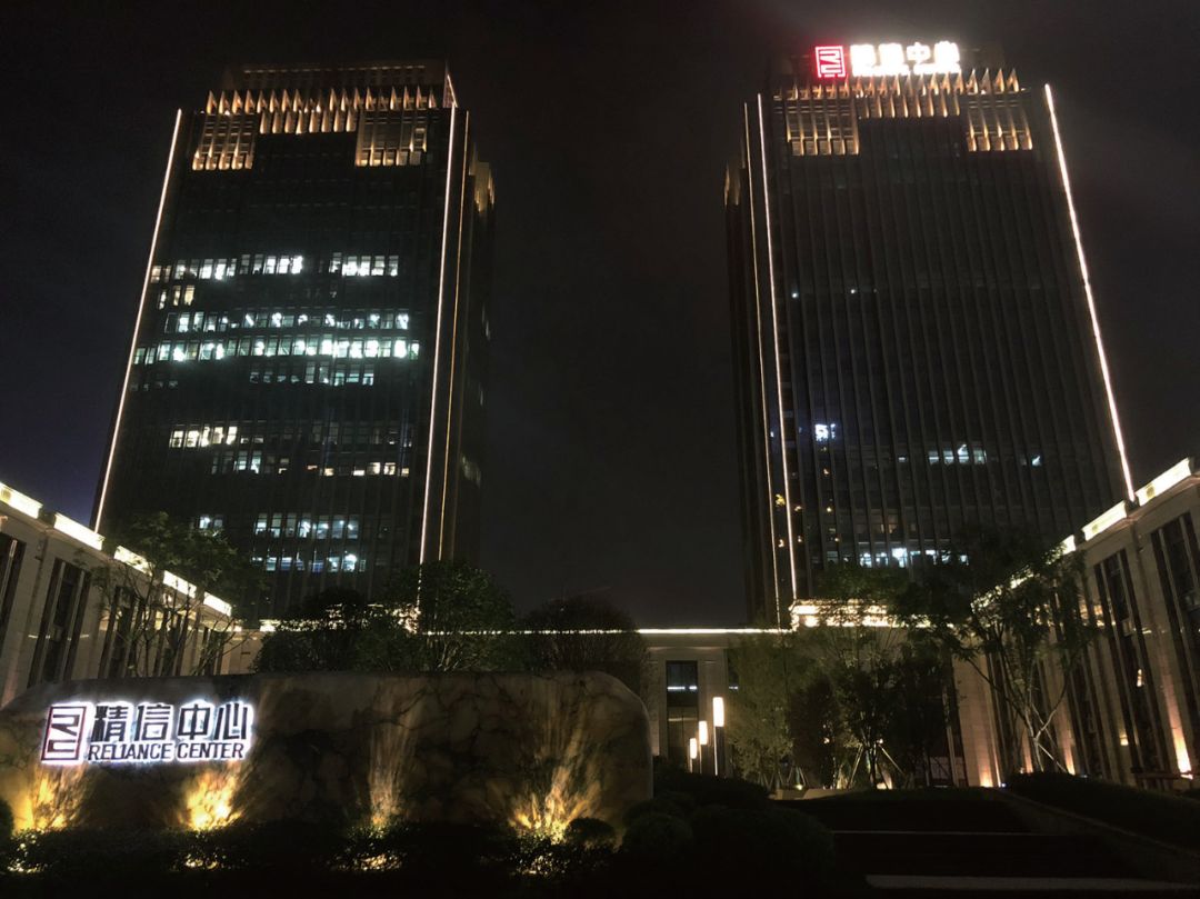 iPhoneXsMax还值得买吗？深度体验后你会有答案