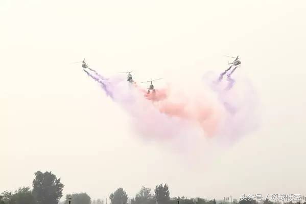 鑳芥妸鐗规晥鐜╁嚭鑺辩殑濂充汉,鍙互鐐妧鐨勫コ姝屾墜