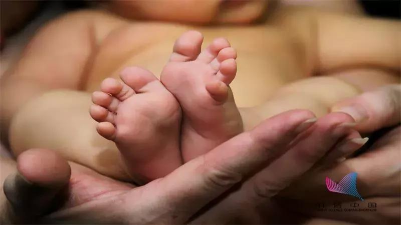 生孩子顺产的好还是剖腹产的好,生孩子顺产的好还是剖宫产的好