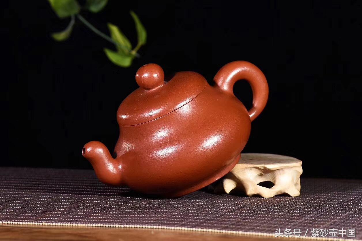 一把手工紫砂壶价格是多少,一把紫砂壶如何估值