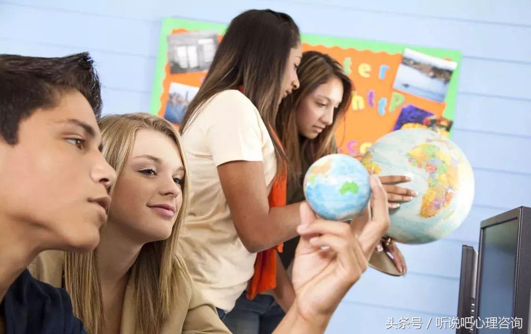 沉迷“恋物”无力自拔––隐藏在心里的那个贪婪小人