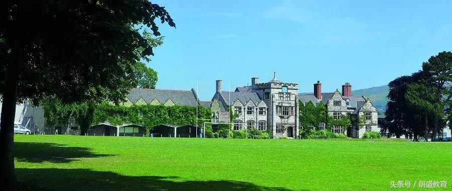 留学英国十大热门专业,英国留学被拒理由