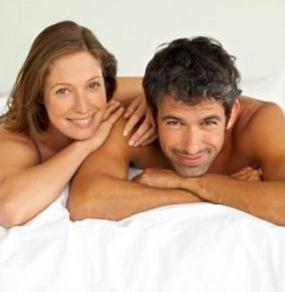 夫妻之间怎样才能提高感情,夫妻双方如何互相帮助互相扶持