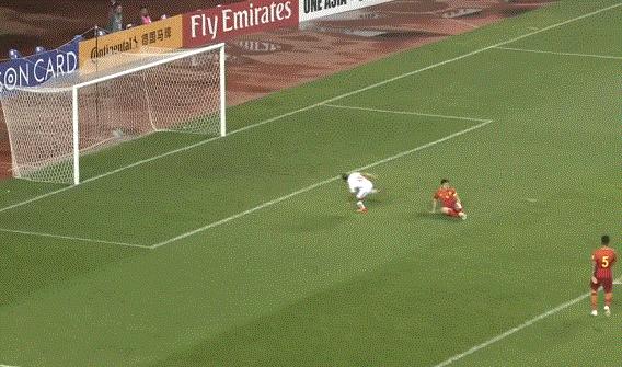 曾诚王大雷颜骏凌2018中超,曾诚2018中超十大扑救