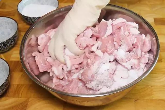 自己制作香肠卫生吃的放心,正宗川味自制烟熏麻辣香肠1500g