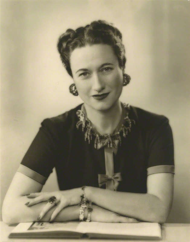 温莎公爵夫人豹子手链,温莎公爵夫人十字架手链