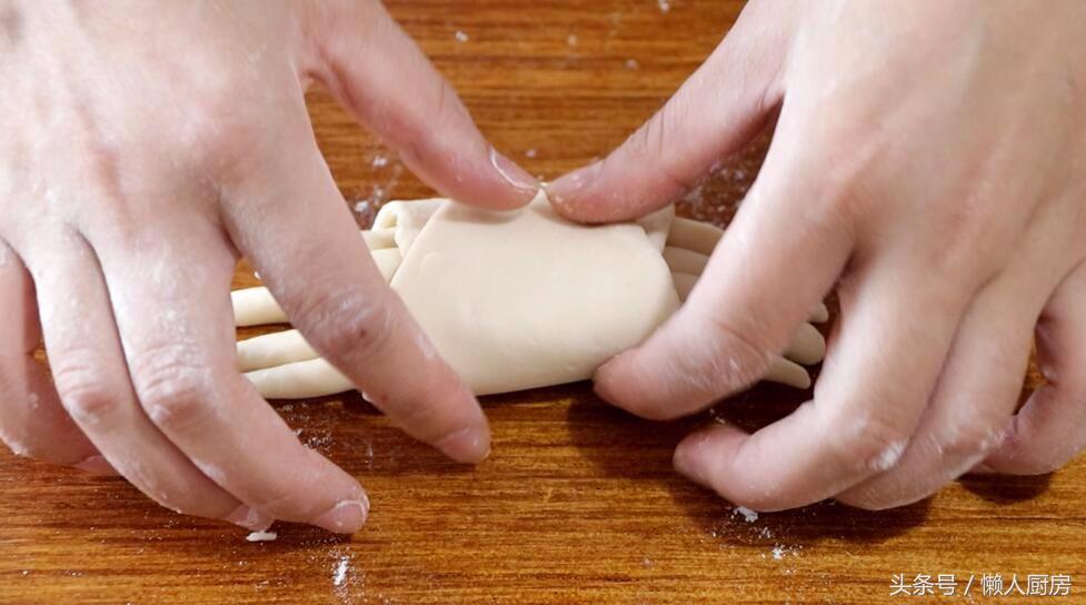 螃蟹太贵不敢吃？教你用它做出螃蟹，大人小孩都爱吃，松软香甜