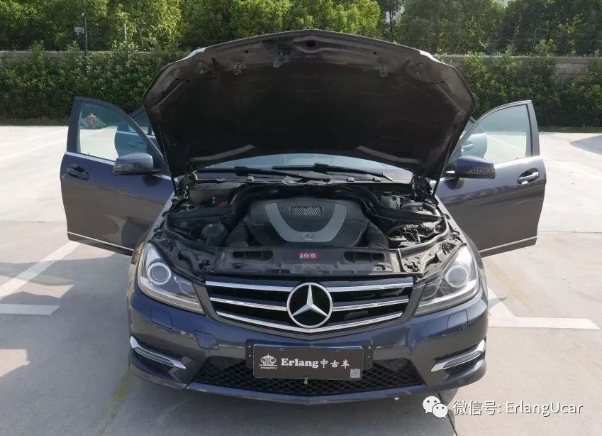 w204奔驰c300coupe,奔驰w204c200旅行版