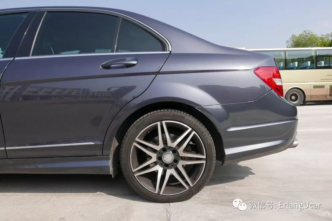w204奔驰c300coupe,奔驰w204c200旅行版
