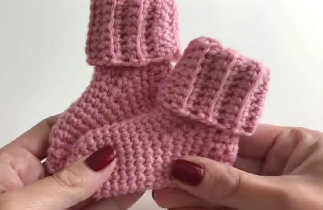 「母婴针织」温暖的儿童高帮毛线袜