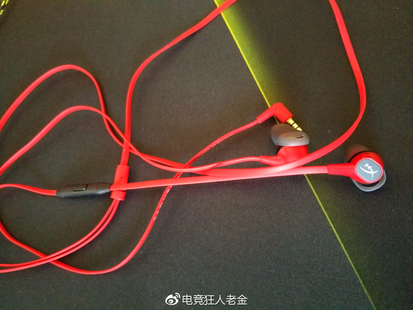 hyperxcloudalphas耳机快速静音,HyperX云雀入耳式电竞游戏耳机