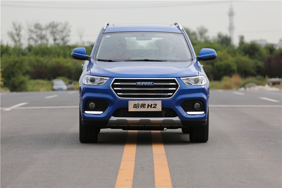 哈弗h22015款自动豪华驾驶感受,哈弗h2手动风尚型