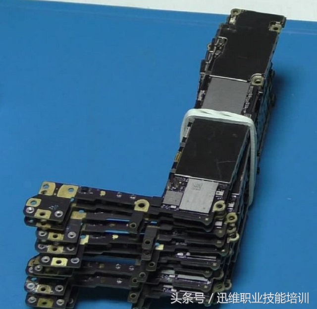 二手苹果se2怎么检测是原装主板,怎么判断二手苹果手机动过主板