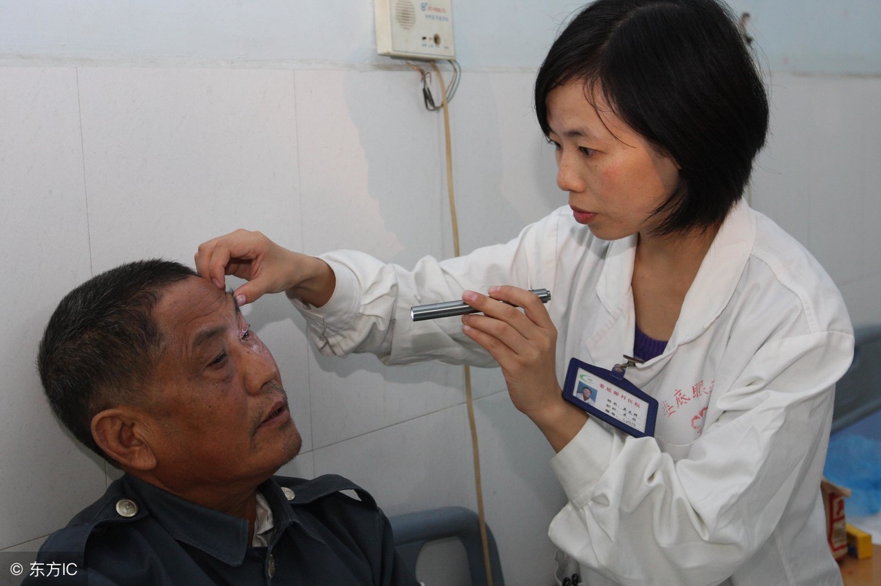 甲状腺眼病导致的眼球疼怎么缓解,经常头痛眼睛痛和甲状腺有关系吗