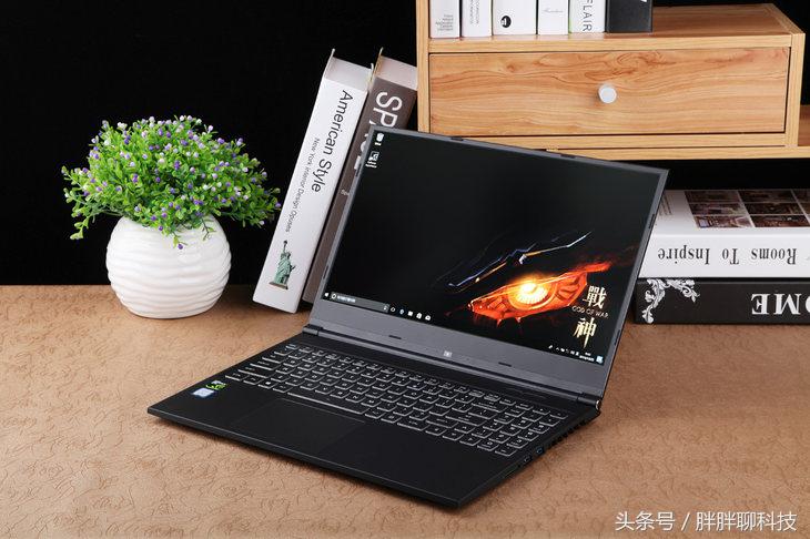 高性价比可打游戏轻薄本,神舟战神z7m和拯救者r7000哪个好