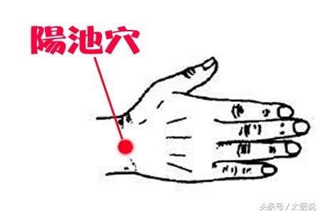 一到冬天手脚冰凉偏方一周见效,冬日手脚冰凉6招让你暖全身