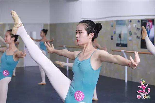 上舞蹈课的舞蹈生,舞蹈生只是上舞蹈课吗