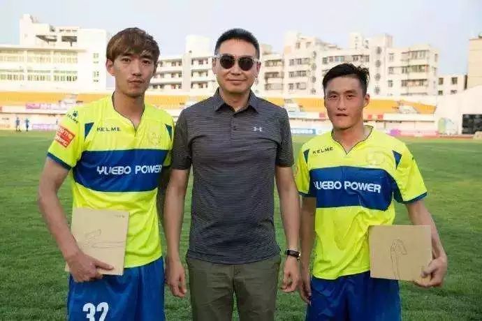 等了很久终于等到今天,四川足球梦圆都江堰凤凰体育中心!