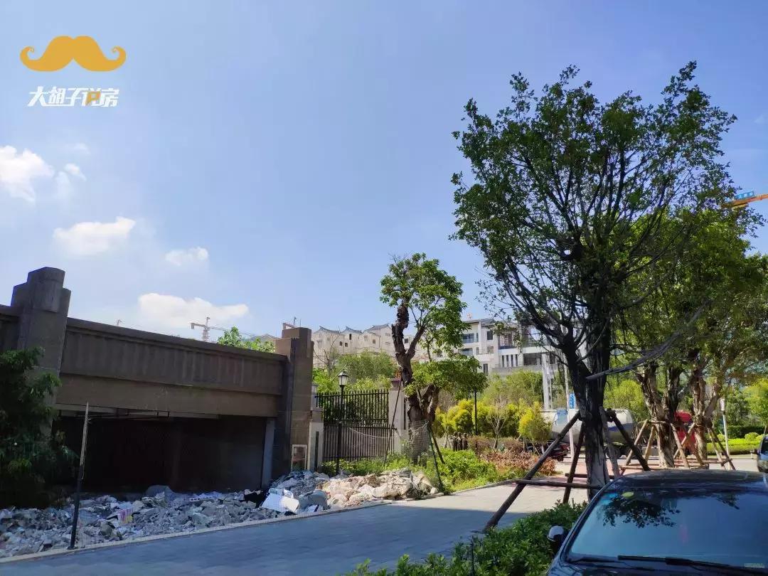 万科六折降价楼盘,万科甩卖房子