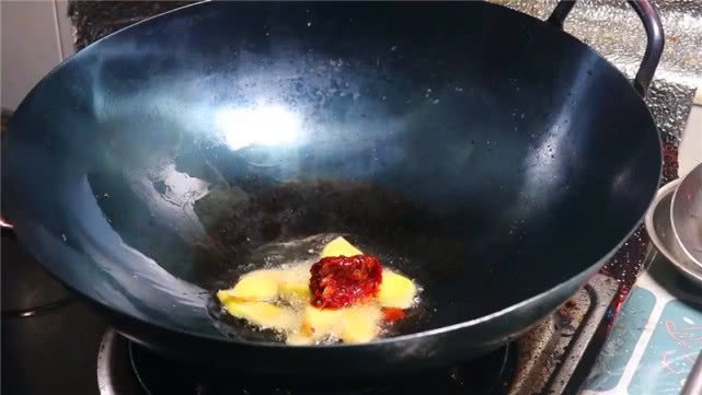 一元小火锅咋做,简单小火锅要什么材料