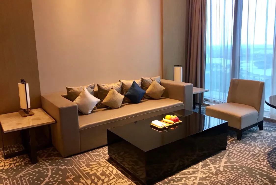 开始转型的万丽酒店焕然一新！时尚？炫酷？