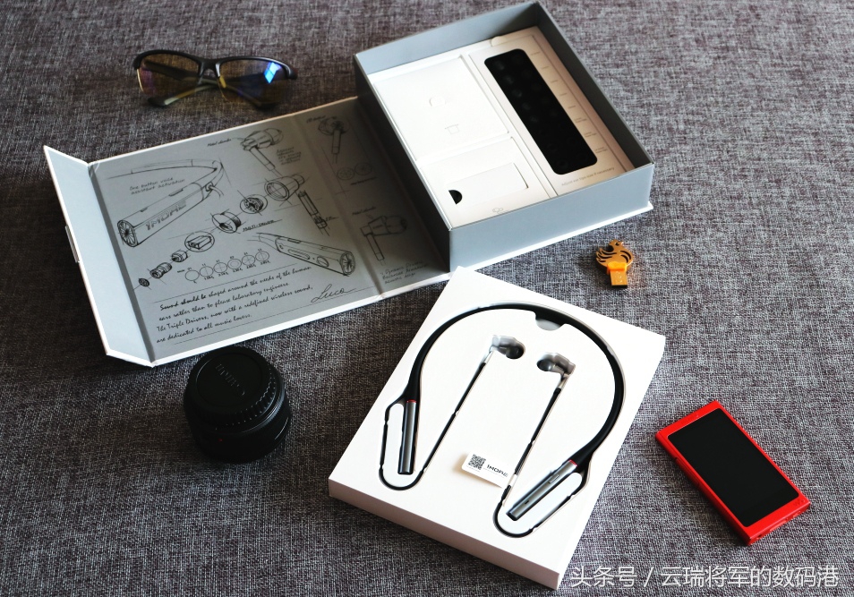 1more颈挂式蓝牙耳机推荐,红点奖获奖耳机