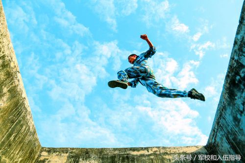 新训体能差，听听老兵怎么逆袭的！军校新学员、部队新兵都要看看