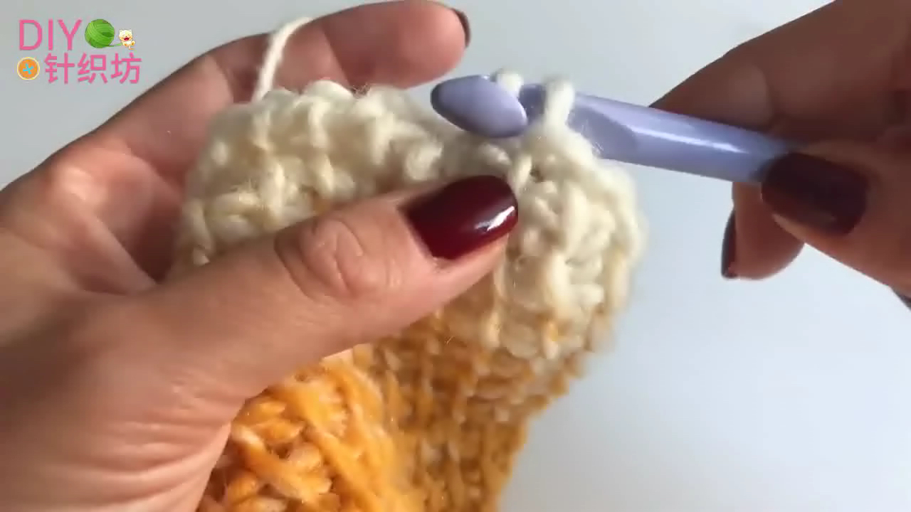 渔网三角围巾钩针教程,钩针编织三角围巾视频教程