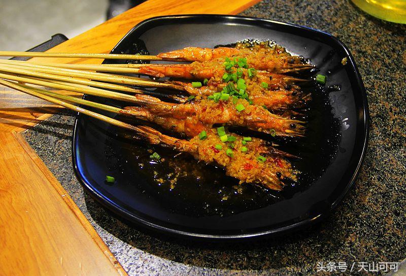 乌鲁木齐新疆传统烤鱼,新疆烤鱼哪种鱼好吃