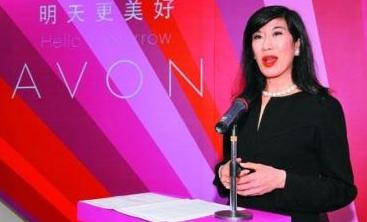 从全球最牛化妆品老品牌到烫手山芋,雅芳在中国真撑不下去了