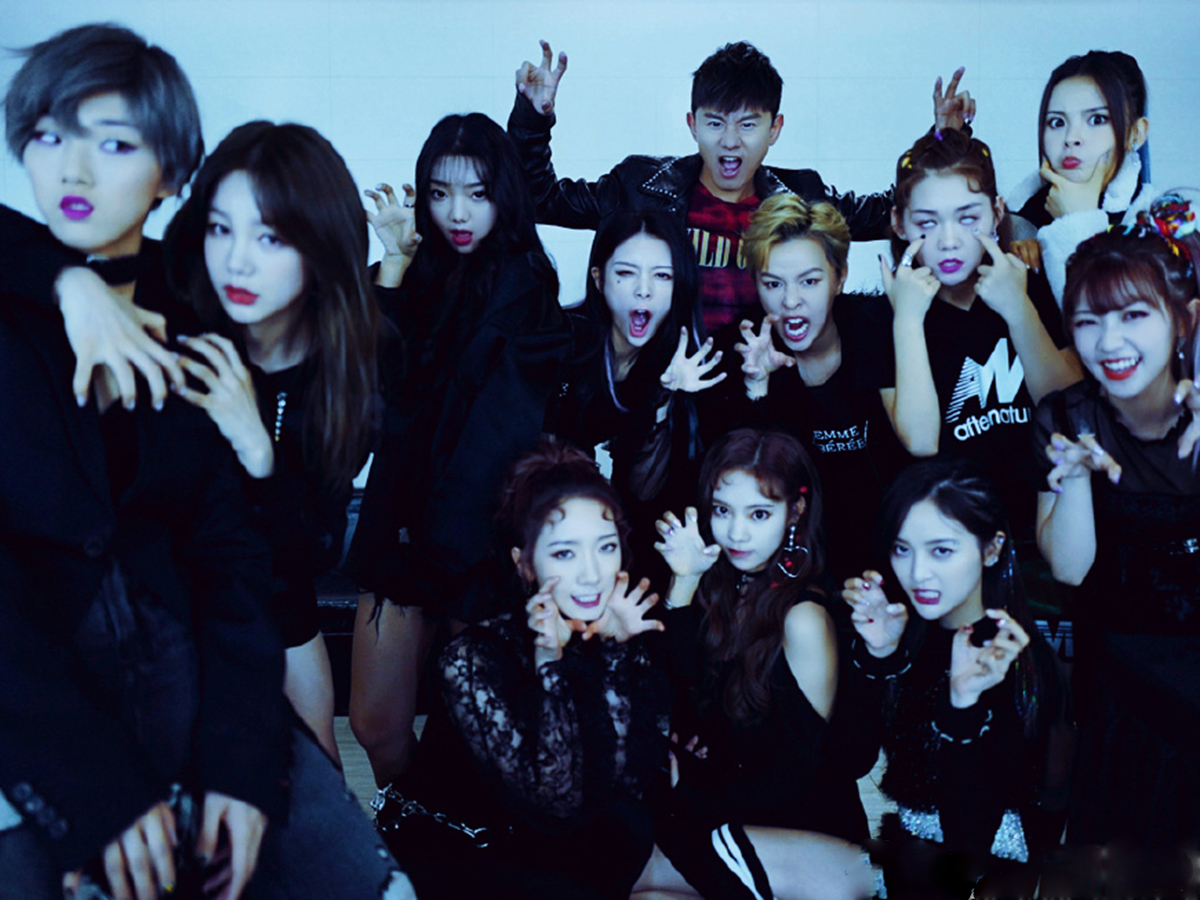 火箭少女合体造型,火箭少女时尚造型