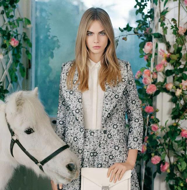 查理·卓别林写真,卓别林摩登时代画报