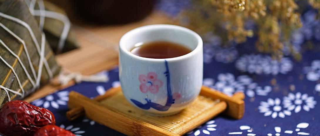 端午的艾叶可以留着别扔,用来洗头,消毒又止痒