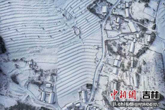 姘村ⅷ鏉惧箔闆潙,姘村ⅷ闆潙鏉惧箔