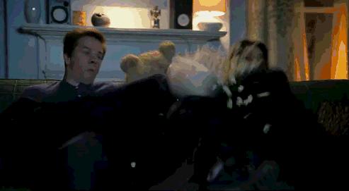 告别东方明珠、城隍庙，来上海这家暗藏100只泰迪的奶茶店