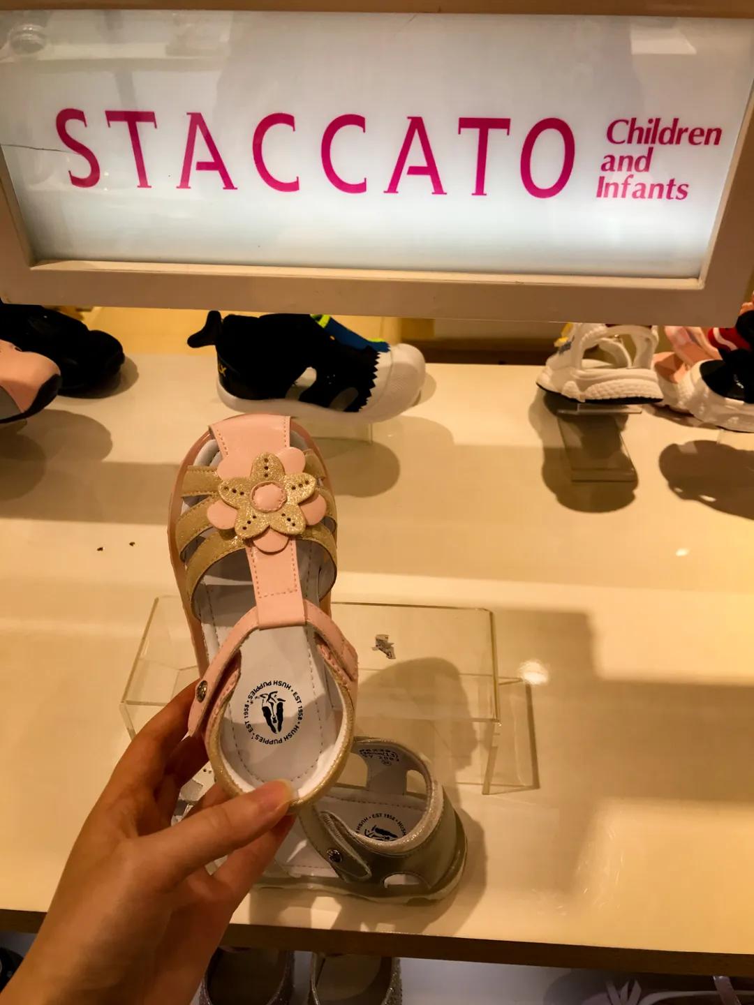 儿童穿哪种凉鞋比较好测评,关爱宝宝从脚开始