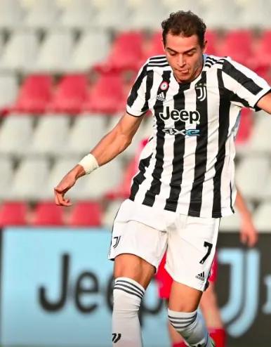 意大利华裔归化球员,意大利归化阿根廷球员