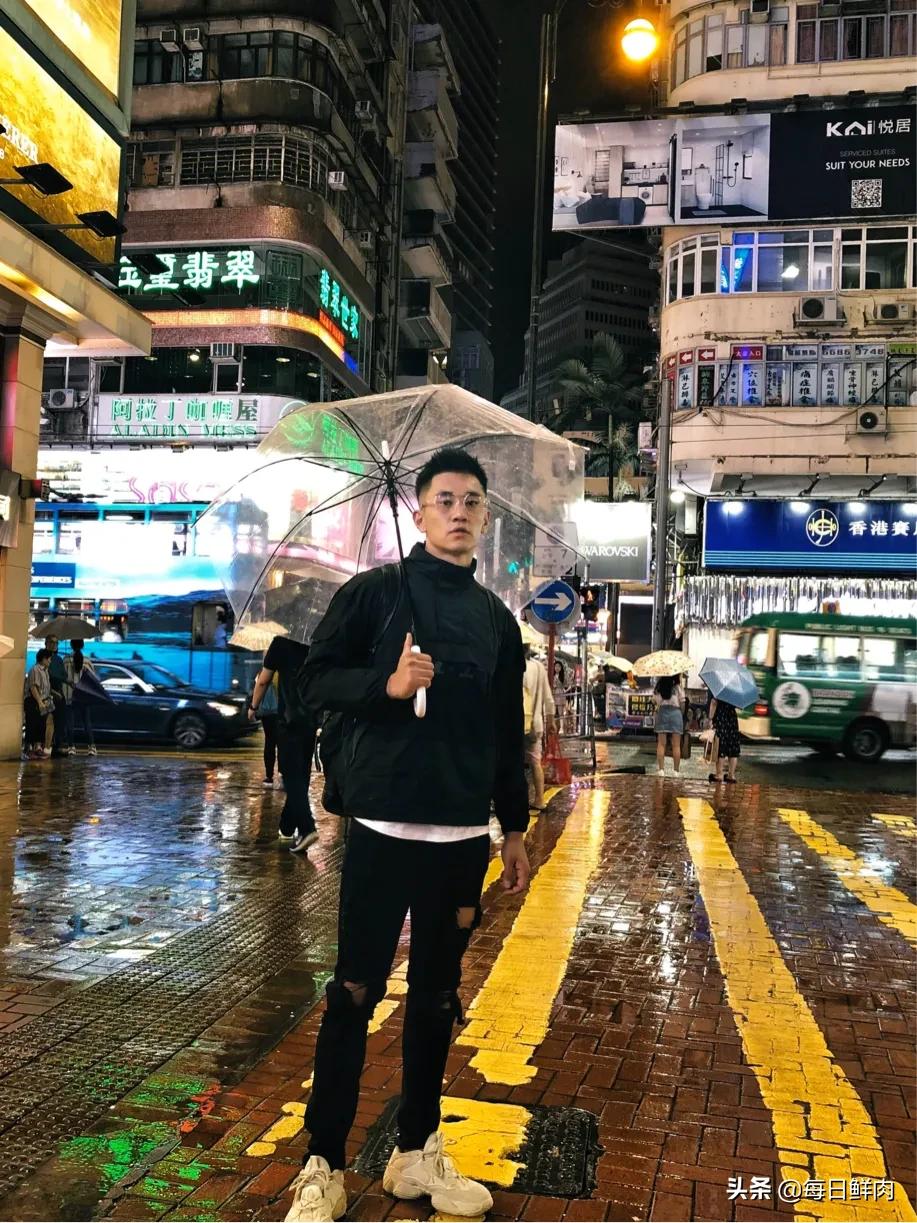 帅气知名健身教练,星健身教练