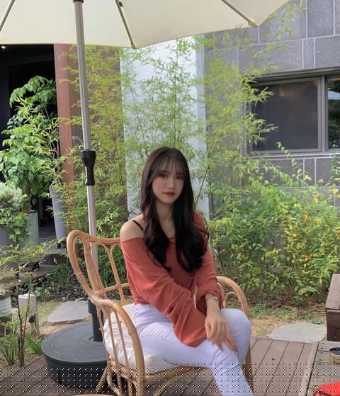 肩宽脖子短怎么穿衣服才好看呢,肩宽脖子短怎么穿裙子