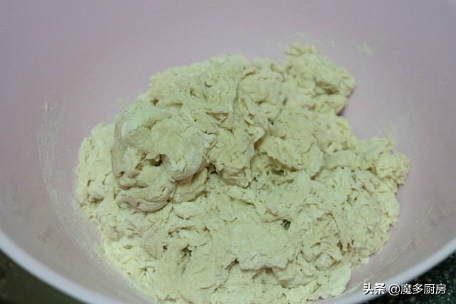 全麦葡萄干面包,抹茶全麦葡萄干面包