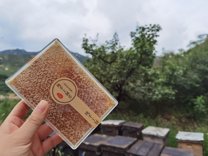 几十块钱买两斤蜂蜜靠谱吗？