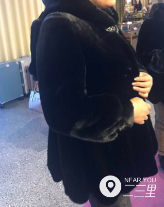 正宗皮草穿上会掉毛吗,皮草掉毛掉色