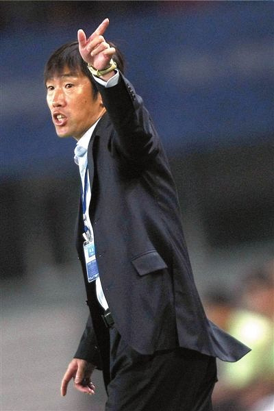 中国足球十年高洪波,十年中国足球