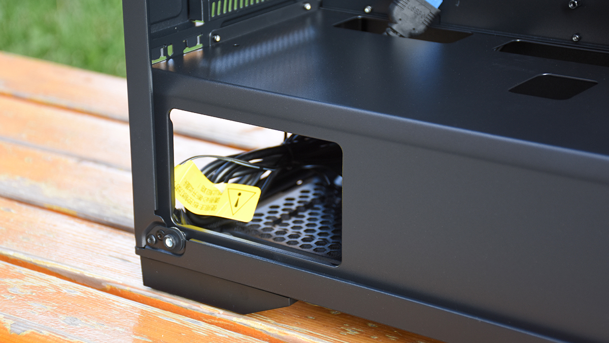 九州风神玄冰50机箱,九州风神玄冰50机箱安装几个风扇