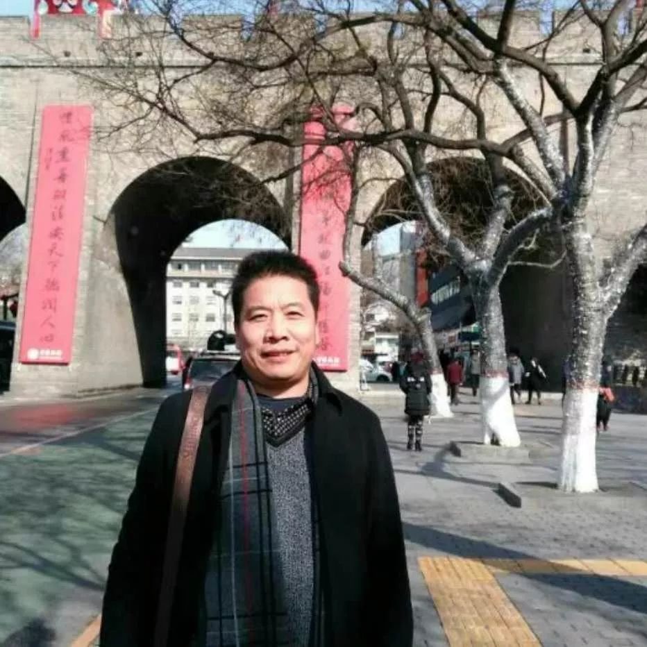 2024年西安城墙挂上巨幅春联,西安城门春联100副欣赏